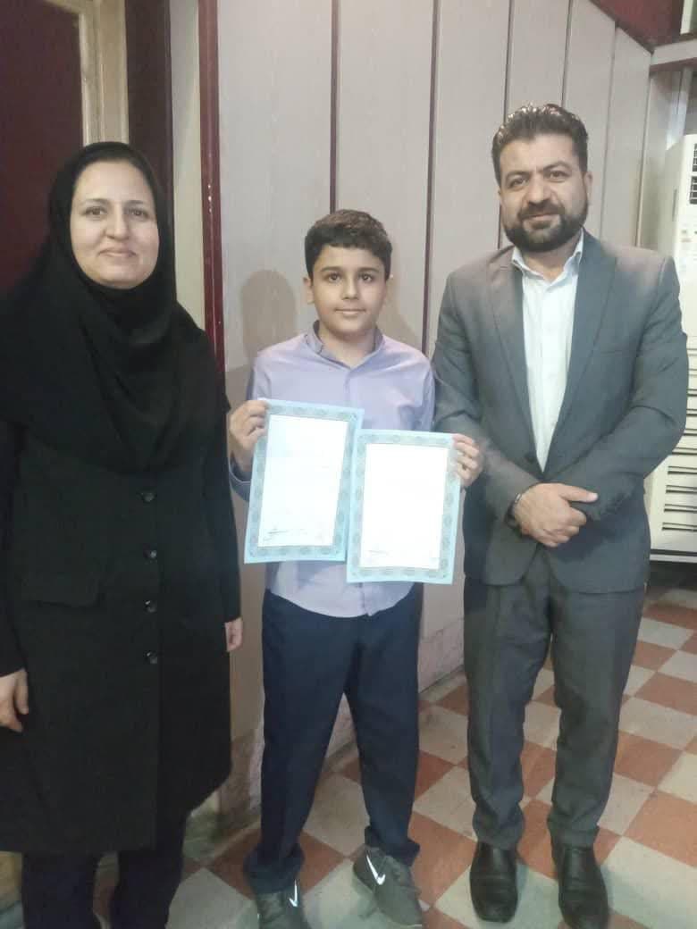 کسب رتبه برتر استانی در مسابقات کد نویسی