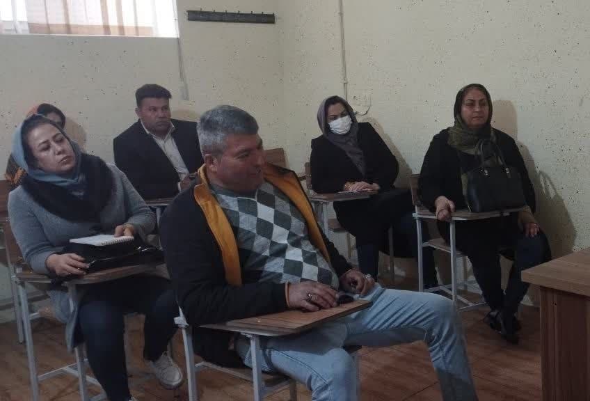 جلسه توجیهی آموزشی وپیشرفت تحصیلی
