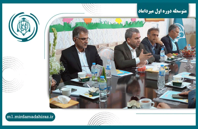 مراسم استقبال از جناب آقای دکتر محمودزاده معاون محترم وزیر آموزش و پرورش و جناب آقای مهندس کلاری مدیرکل آموزش و پرورش استان فارس
